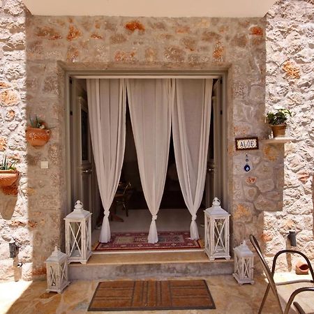 Aloe Luxury Apartments Porto Heli Exterior photo