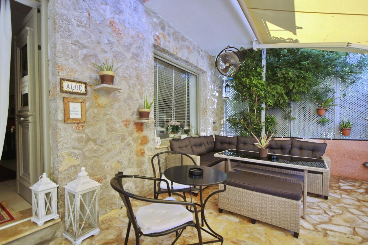 Aloe Luxury Apartments Porto Heli Exterior photo